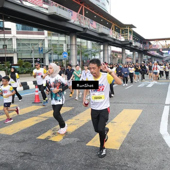 Runner Photo 4511675