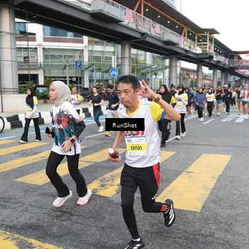 Runner Photo 4511691