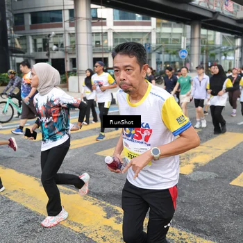 Runner Photo 4511761