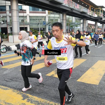 Runner Photo 4511868