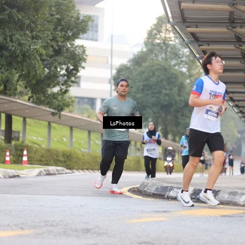 Runner Photo 4512047