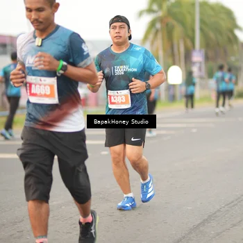 Runner Photo 4512073