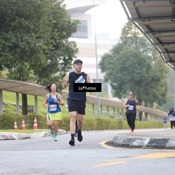 Runner Photo 4512217