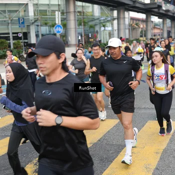 Runner Photo 4512346