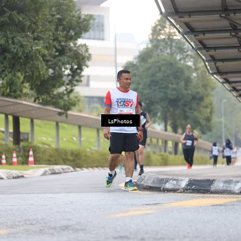 Runner Photo 4512357