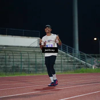 Runner Photo 4512402