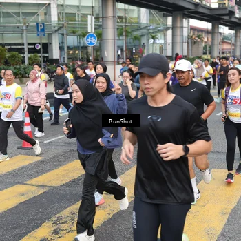Runner Photo 4512418