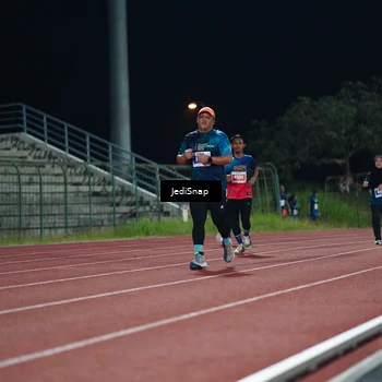 Runner Photo 4512425