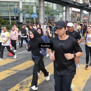 Runner Photo 4512452