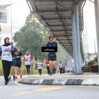 Runner Photo 4512455