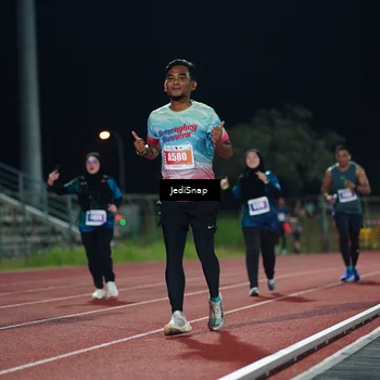 Runner Photo 4512474