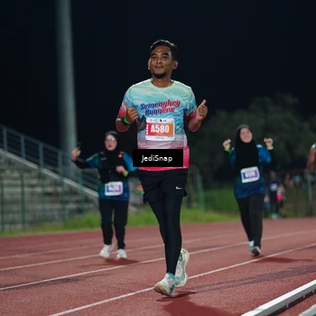 Runner Photo 4512501