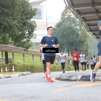 Runner Photo 4512547