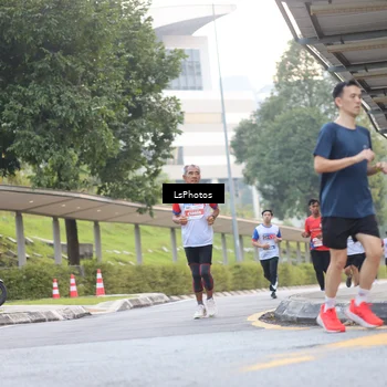 Runner Photo 4512588
