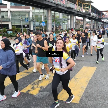 Runner Photo 4512607