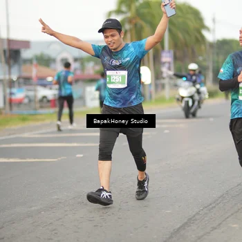 Runner Photo 4512659