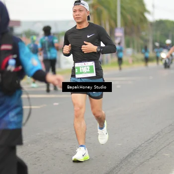 Runner Photo 4512672