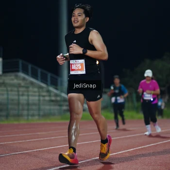 Runner Photo 4512747