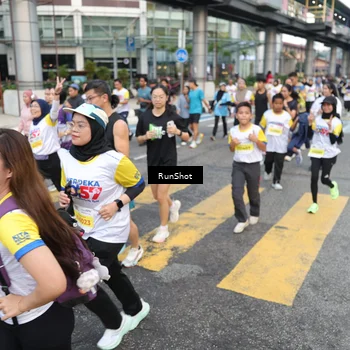Runner Photo 4512751