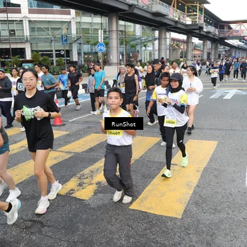 Runner Photo 4512764