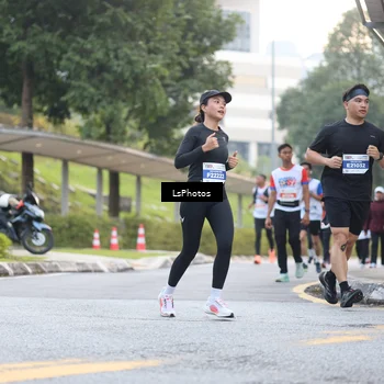 Runner Photo 4512870