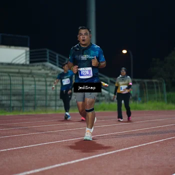 Runner Photo 4512875