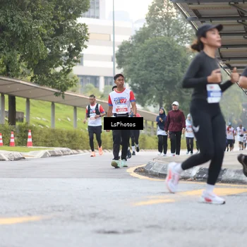 Runner Photo 4512885