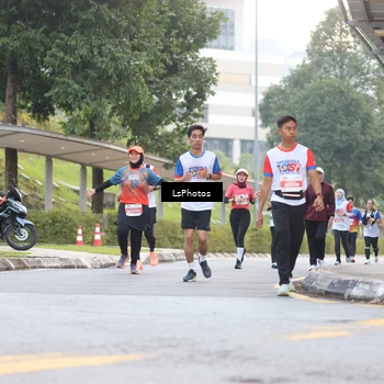 Runner Photo 4512895