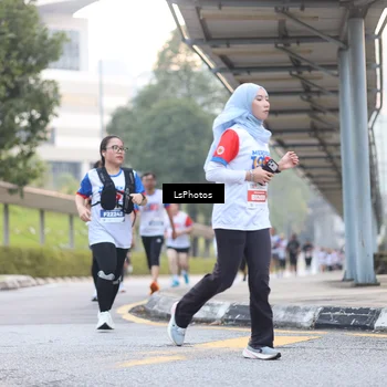 Runner Photo 4512937