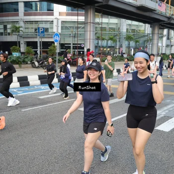 Runner Photo 4513044