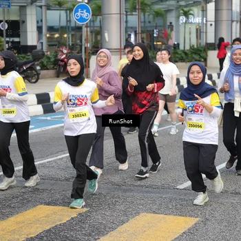 Runner Photo 4513107