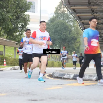 Runner Photo 4513122