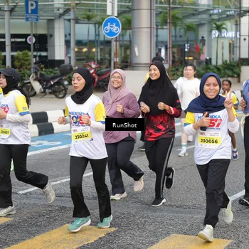 Runner Photo 4513144