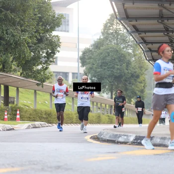 Runner Photo 4513170