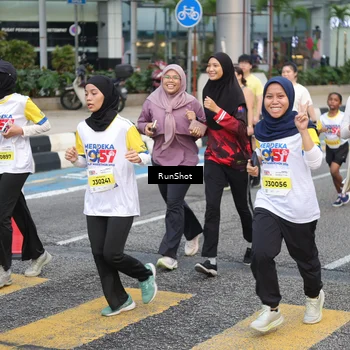 Runner Photo 4513174