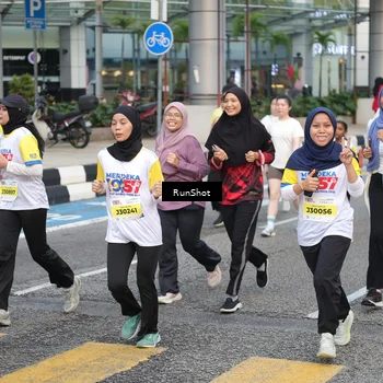 Runner Photo 4513181