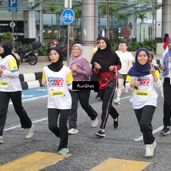 Runner Photo 4513214