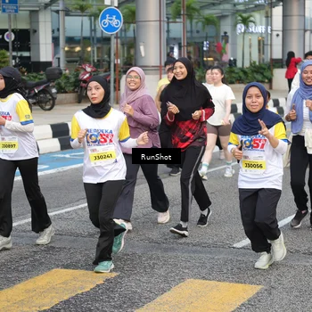 Runner Photo 4513225