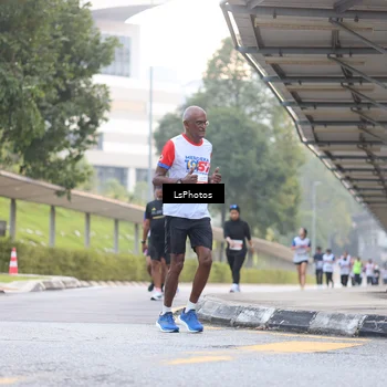 Runner Photo 4513234
