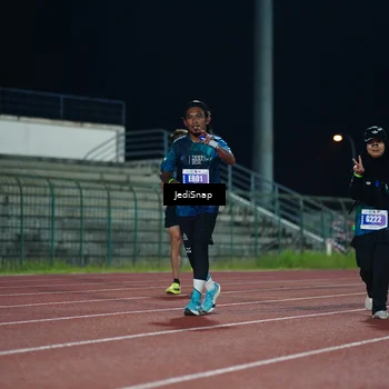 Runner Photo 4513246