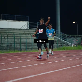 Runner Photo 4513343