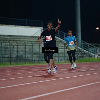 Runner Photo 4513355