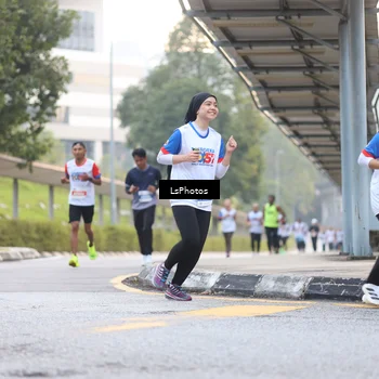 Runner Photo 4513365