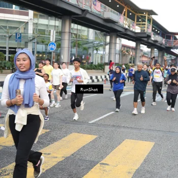 Runner Photo 4513390