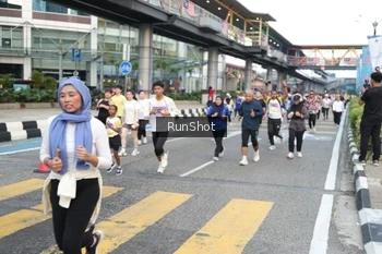 Runner Photo 4513420