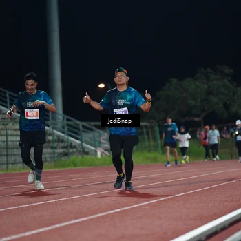 Runner Photo 4513427