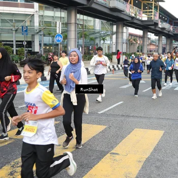 Runner Photo 4513447