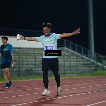 Runner Photo 4513576