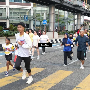 Runner Photo 4513585