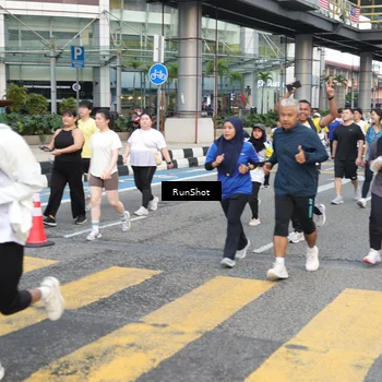 Runner Photo 4513627